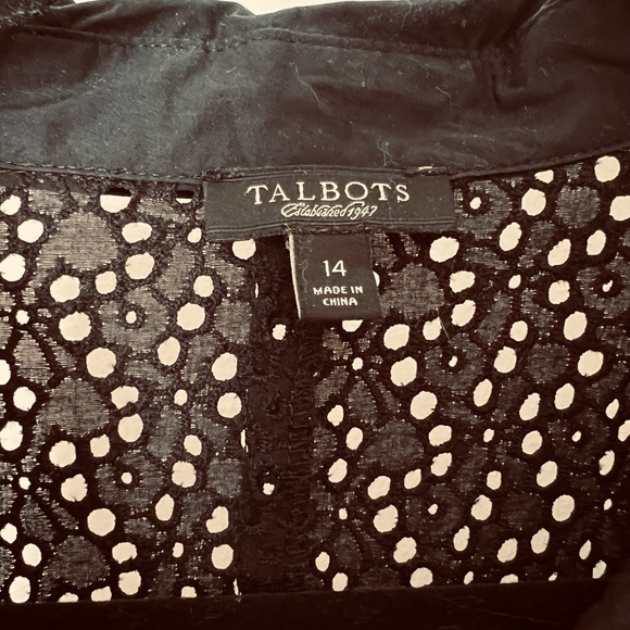 Black eyelet dress with 3/4” cuffed sleeves - Picture 4 of 4